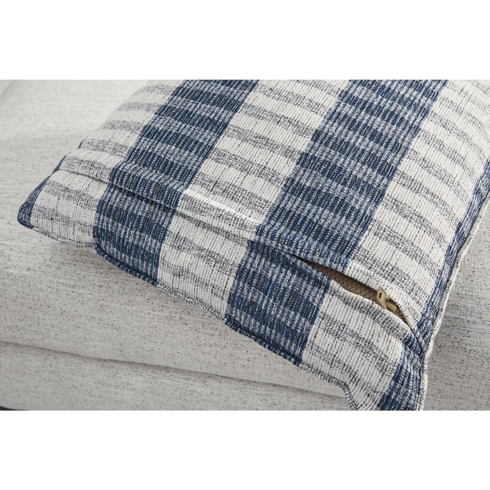 Belvoir-Exclusive Sofa