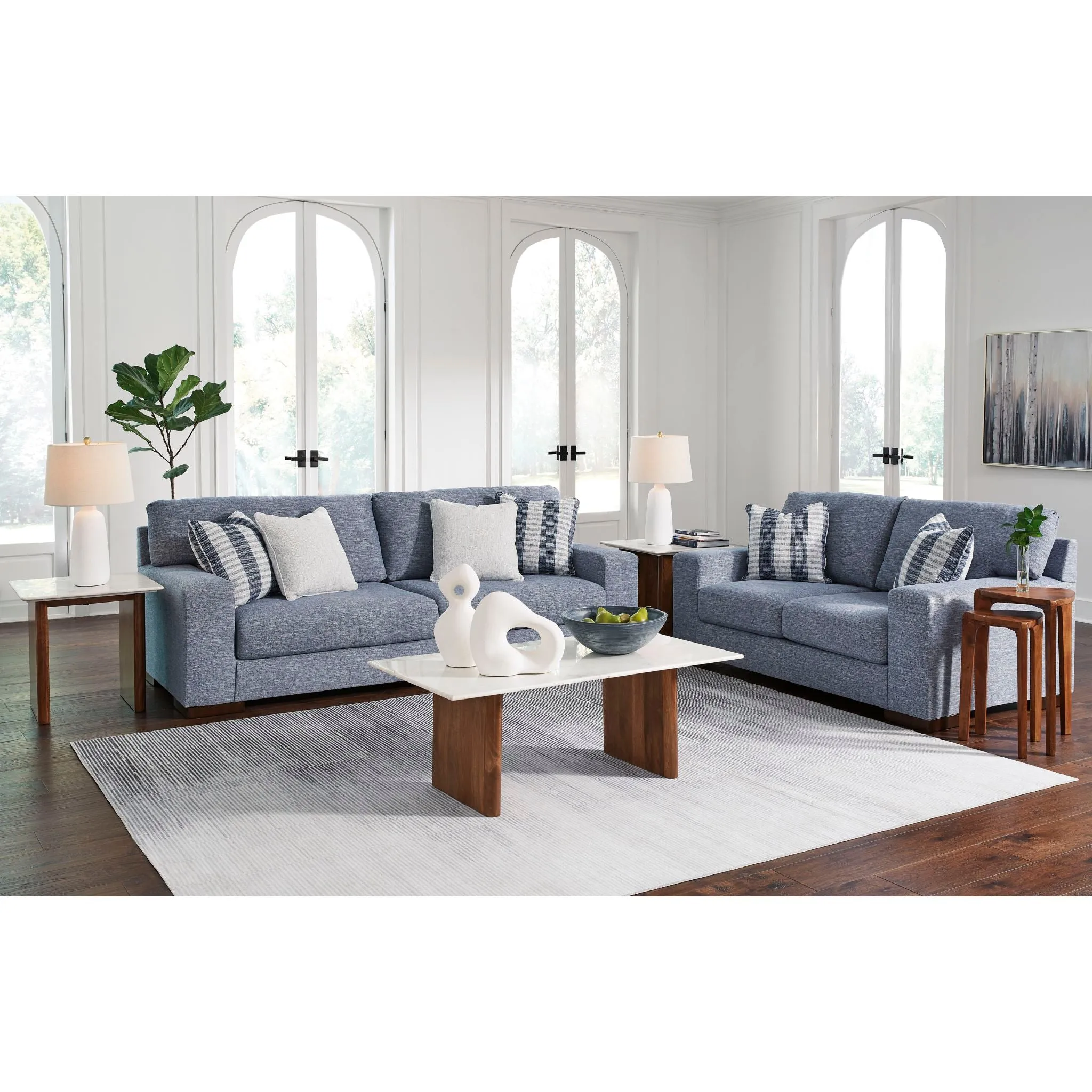 Belvoir-Exclusive Sofa