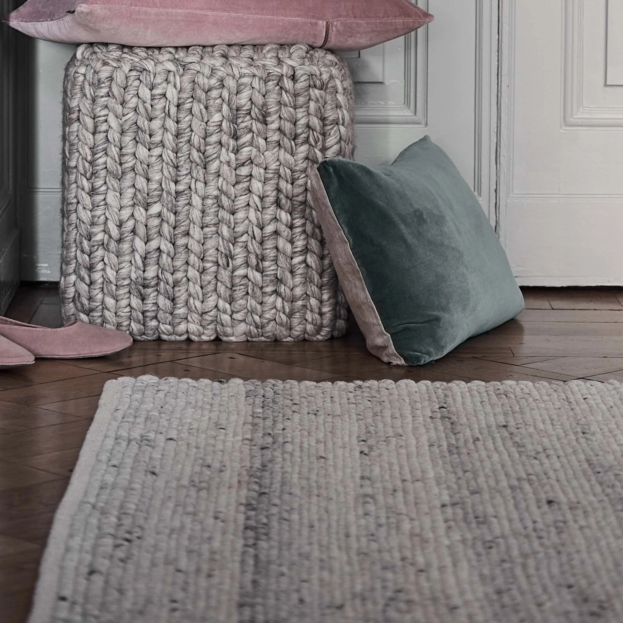 Jindas Runner [Ivory]