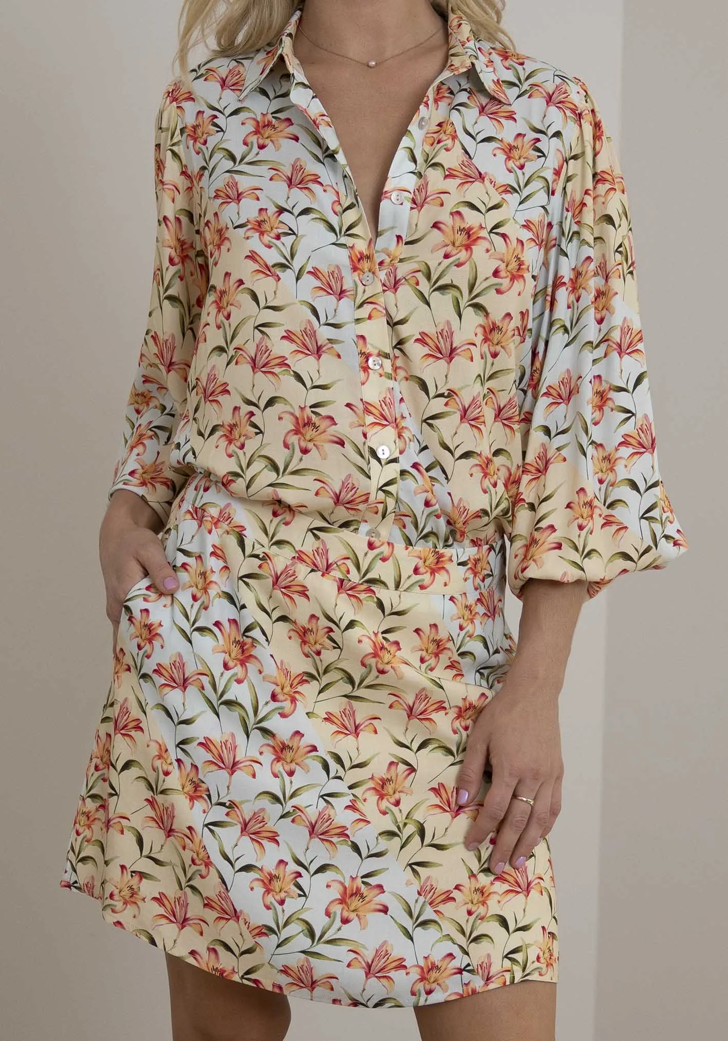 Waterlily Spliced Floral Blouse